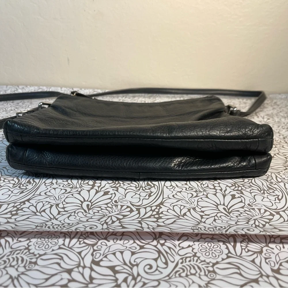 MARGOT Leather Two Zipper Crossbody Shoulder Bag In black leather
